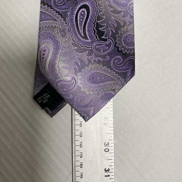 Mario Ferrari Signature Collection‎ Men Silk Neck Tie Purple Paisley Business - Picture 4 of 7